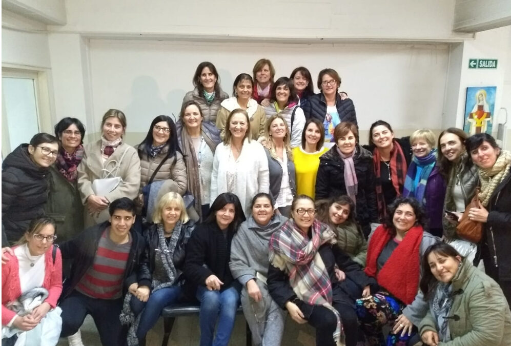 Alumnos de DIME virtual reunidos en forma presencial